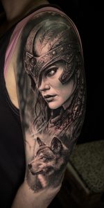 Opiate Tatouage - Tatouage Réaliste